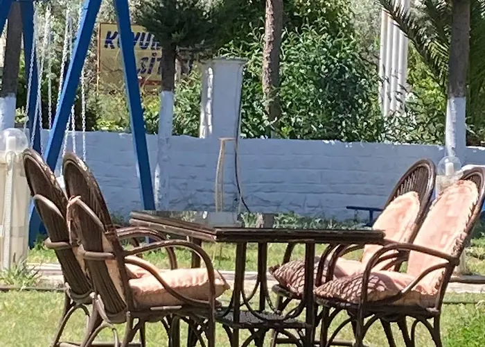 The Palm Club 쿠사다시