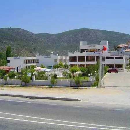 מלון The Palm Club קוסדסי