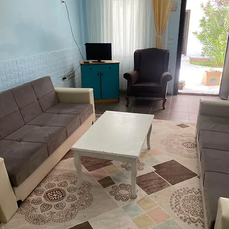 The Palm Club קוסדסי